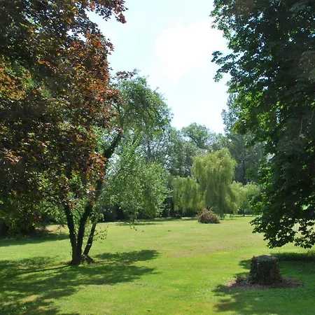 D'hotes Le Moulin Bertrand 3*