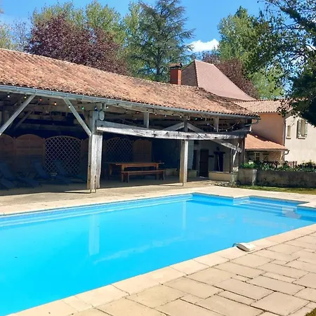 D'hotes Le Moulin Bertrand Bed & Breakfast 3*