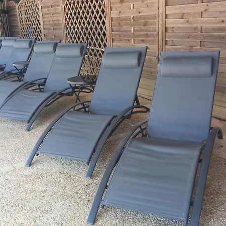 D'hotes Le Moulin Bertrand Bed & Breakfast 3*